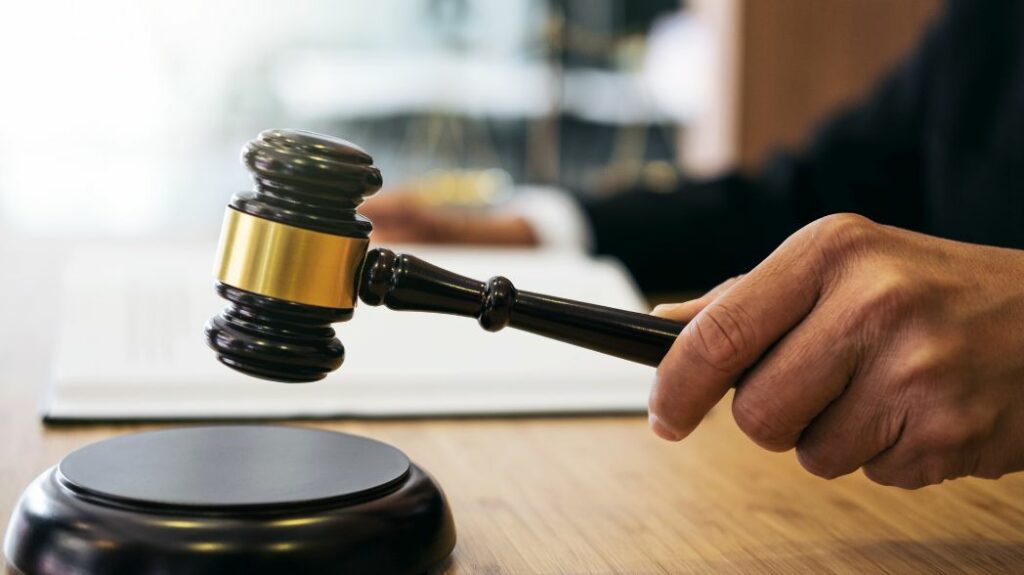 Why Law Firms Need Expert Financial Management