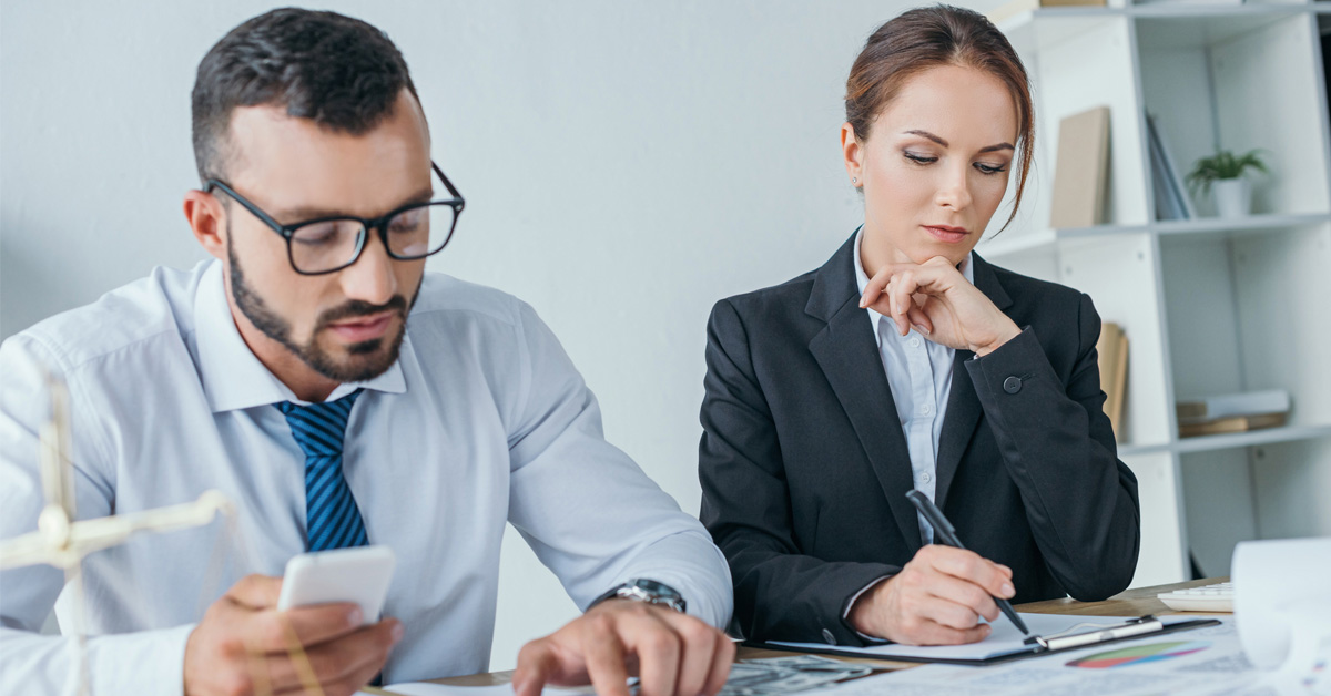 Your Firm’s Money Flow: Why Legal Bookkeepers Are Non-Negotiable